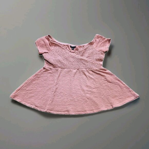 Torrid Women’s Size 00 Textured Smocked Off Shoulder Babydoll top Dusty Pink - Picture 1 of 3